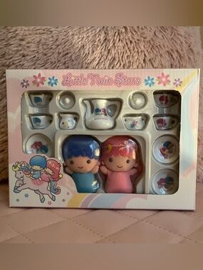Sanrio Little Twin Stars NWT Kiki & Lala Tea Set with Dolls/ Bag Charms 💕